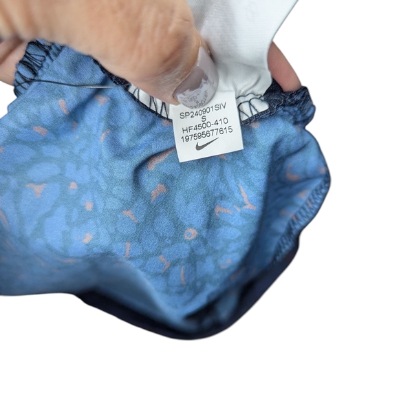 Nike Dri-Fit Womens Athletic Training Shorts Navy Animal Print Small NWT Gymwear - Picture 7 of 10